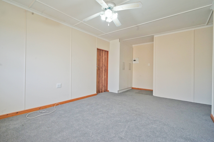4 Bedroom Property for Sale in Kaysers Beach Eastern Cape